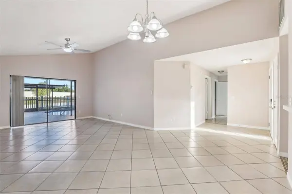 118 PINEWOOD CIR, Kissimmee, FL 34743