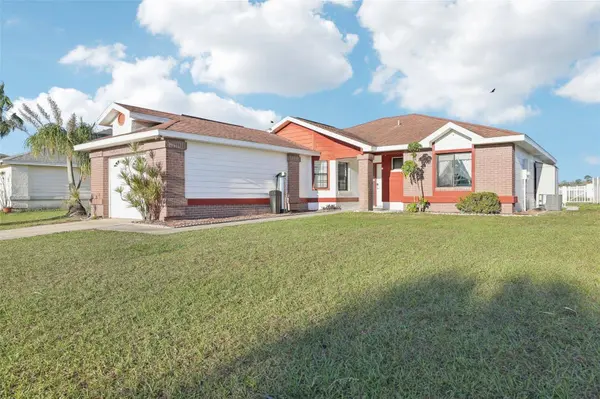 118 PINEWOOD CIR, Kissimmee, FL 34743