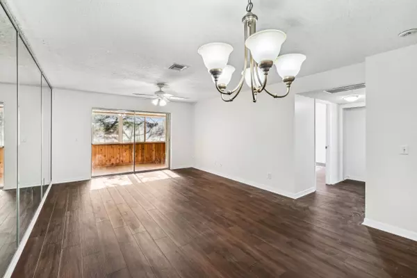 12012 S Greenway CIR 206, Royal Palm Beach, FL 33411