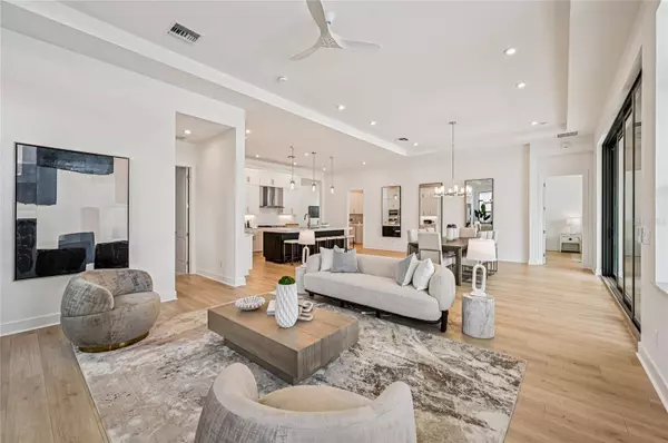 13621 LE CHRISTINE DR, Palm Beach Gardens, FL 33412