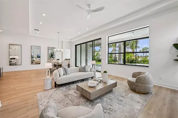 13621 LE CHRISTINE DR, Palm Beach Gardens, FL 33412