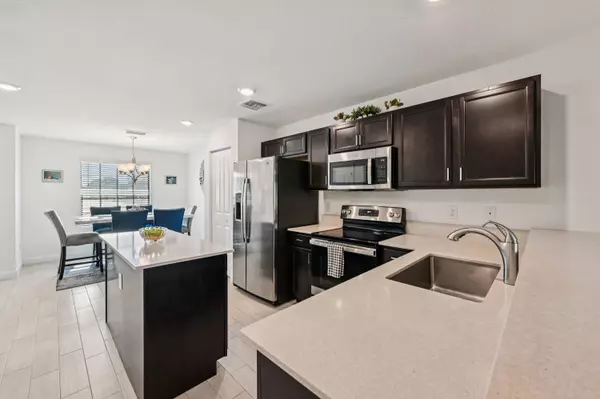 5025 Genove PL, Riviera Beach, FL 33410