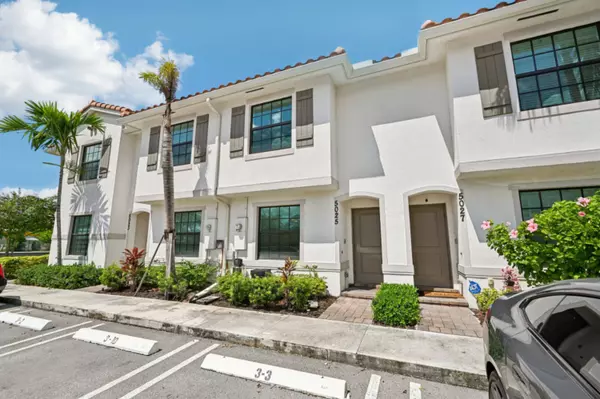 5025 Genove PL, Riviera Beach, FL 33410