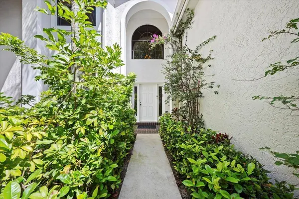 3941 BACK BAY DR #226, Jupiter, FL 33477