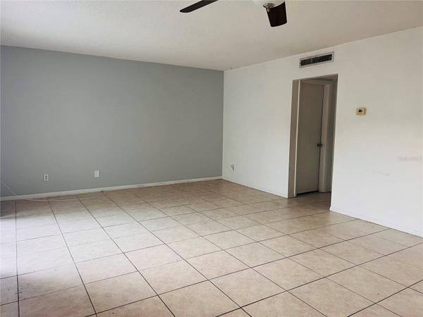 1000 S SEMORAN BLVD #715, Winter Park, FL 32792