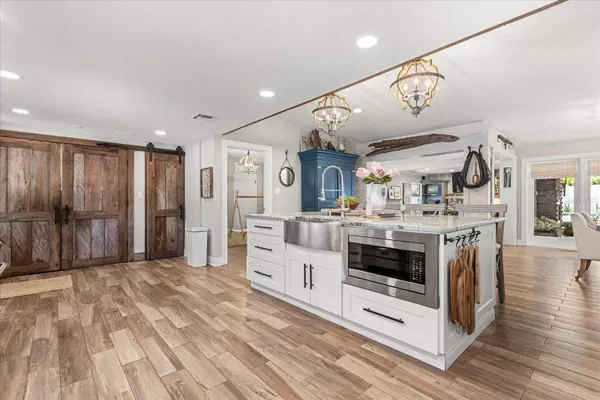 2105 FOSGATE DR, Winter Park, FL 32789