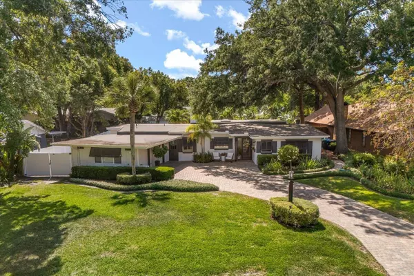 2105 FOSGATE DR, Winter Park, FL 32789