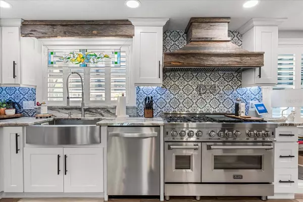 2105 FOSGATE DR, Winter Park, FL 32789