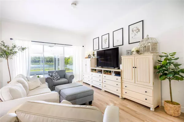 2902 CAROLINE VICTORIA CT, Kissimmee, FL 34744