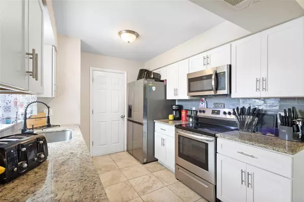 1101 ABAGAIL DR, Deltona, FL 32725