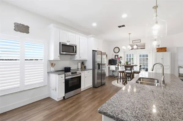 1043 KELLY CREEK CIR, Oviedo, FL 32765