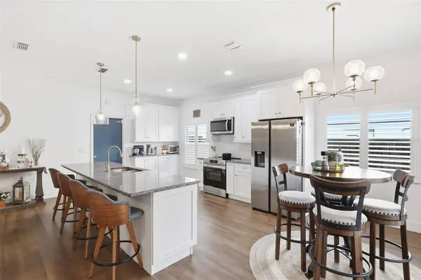 1043 KELLY CREEK CIR, Oviedo, FL 32765