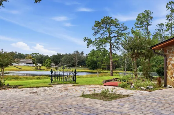 340 KIWANIS CIR, Chuluota, FL 32766