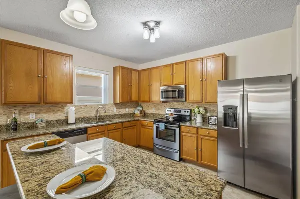 422 GRAYSTONE BLVD, Davenport, FL 33837