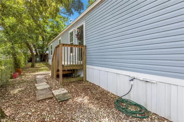 6312 12TH ST, Zephyrhills, FL 33542