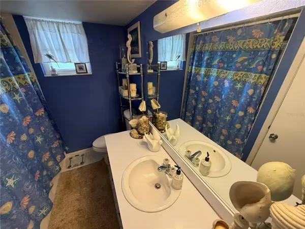 700 MIRROR TER NW #303, Winter Haven, FL 33881