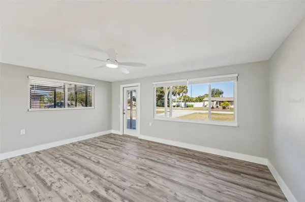 1445 SAINT CLAIR RD, Englewood, FL 34223