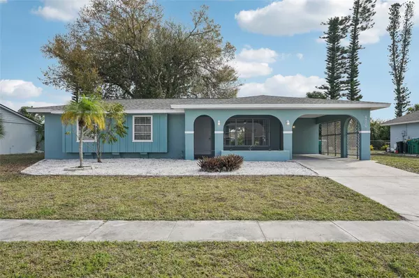 6570 COLISEUM BLVD, Port Charlotte, FL 33981