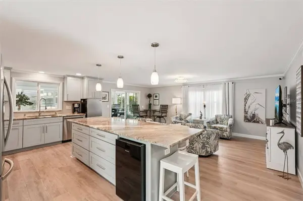 10 CORONADO DR, Englewood, FL 34223