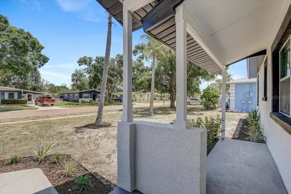 6347 S LANSDALE CIR, Tampa, FL 33616