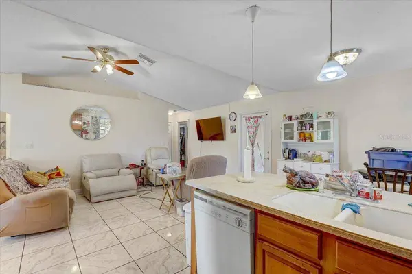 7412 S 33RD AVE S, Tampa, FL 33619