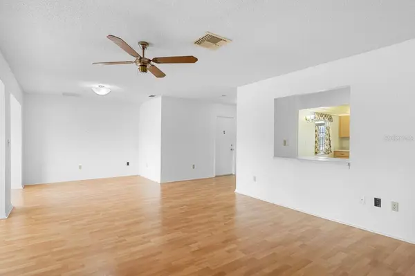 656 FORT DUQUESNA DR, Sun City Center, FL 33573