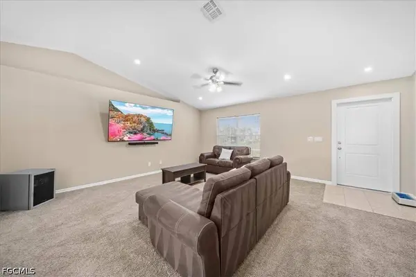 2525 NW 21st AVE, Cape Coral, FL 33993