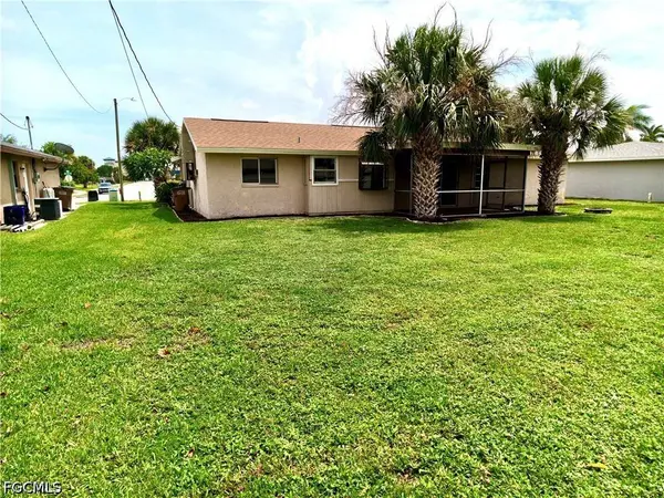 1429 SE 44th ST, Cape Coral, FL 33904