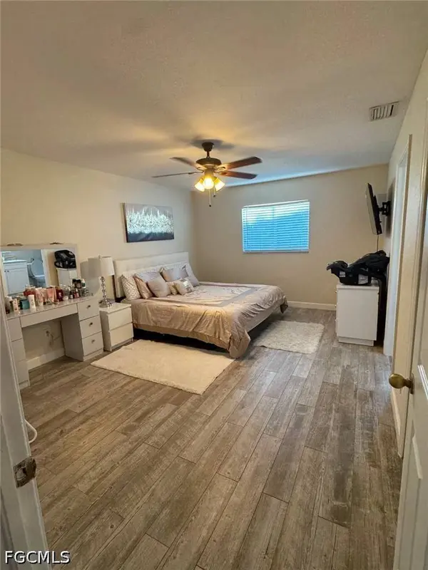 2034 NE 6th ST, Cape Coral, FL 33909