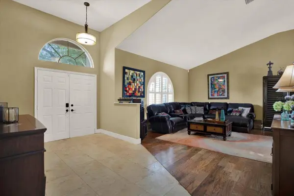 804 SANDY TRAIL PL, Brandon, FL 33511