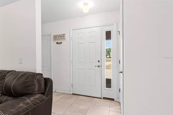 11 W BAY ST, Davenport, FL 33837