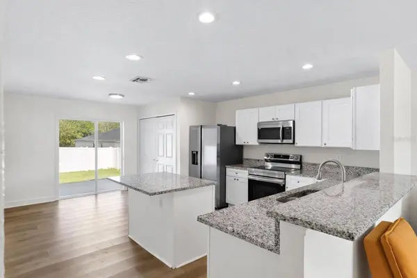 317 COURTLAND ST, Auburndale, FL 33823