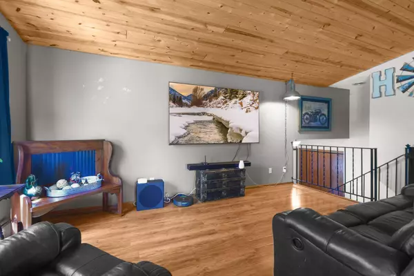 8972 Trista LN, Saint Bonifacius, MN 55375