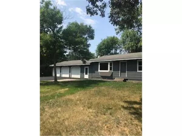 604 11th ST N, Princeton, MN 55371