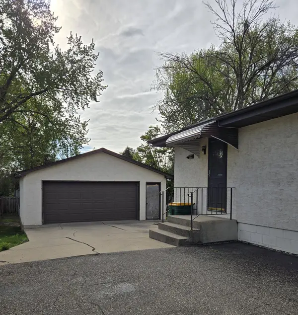 6824 N Colfax AVE, Minneapolis, MN 55430