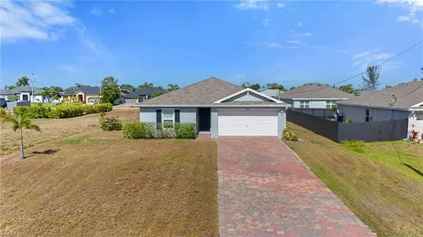 3622 NE 14th PL, Cape Coral, FL 33909