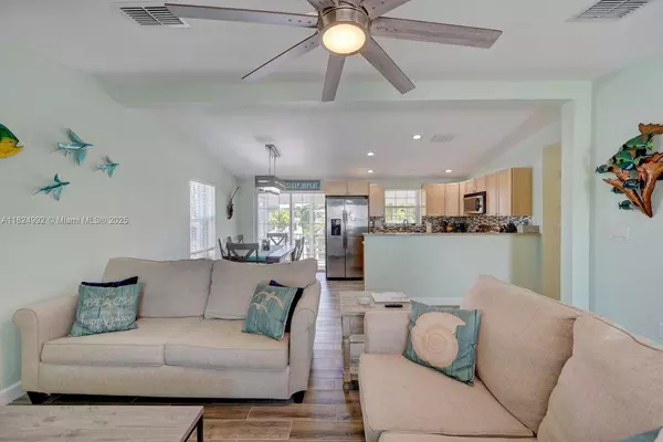 239 Lower Matecumbe Rd, Key Largo, FL 33037