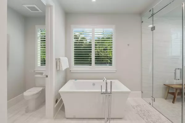 80639 Old HWY  #201, Upper Matecumbe Key Islamorada, FL 33036