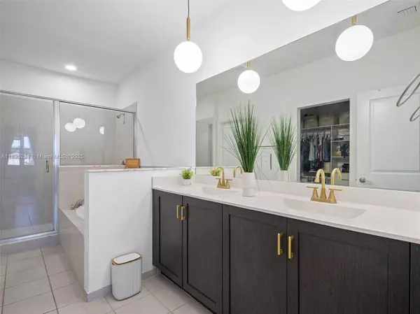 1411 SE 26th, Homestead, FL 33035