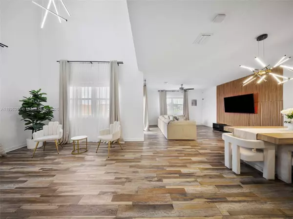 1411 SE 26th, Homestead, FL 33035