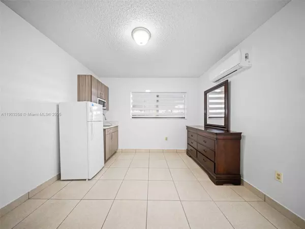 4355 W 9th #0, Hialeah, FL 33012