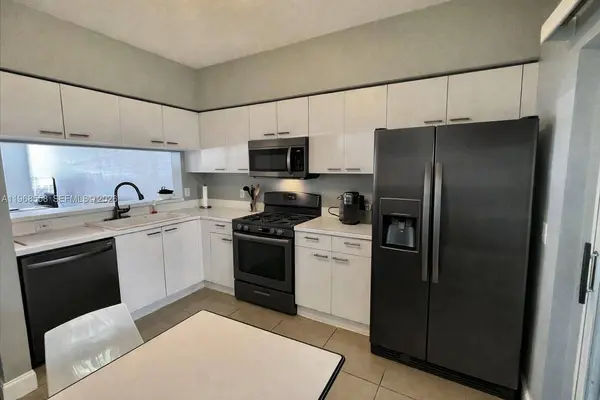 11051 Sand Piper Ct, Tamarac, FL 33321