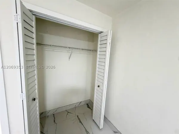 931 SW 82nd Ave #3, Miami, FL 33144