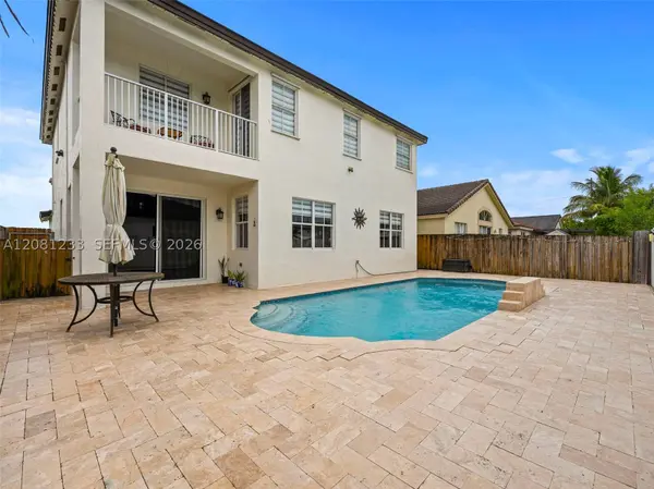 15541 SW 21st Ter, Miami, FL 33185
