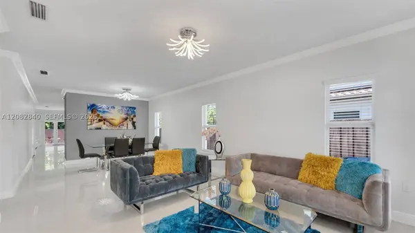 110 SW 50th Ave #1, Miami, FL 33134