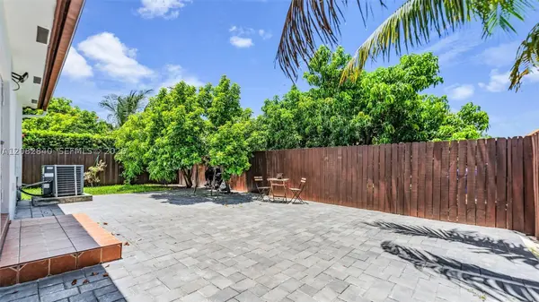110 SW 50th Ave #1, Miami, FL 33134