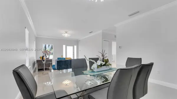 110 SW 50th Ave #1, Miami, FL 33134
