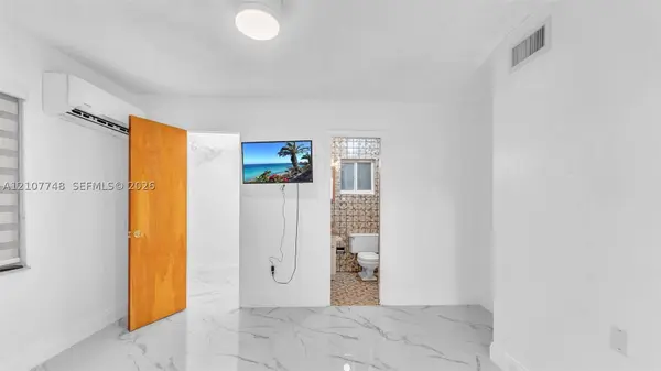 3333 SW 1st St #3, Miami, FL 33135