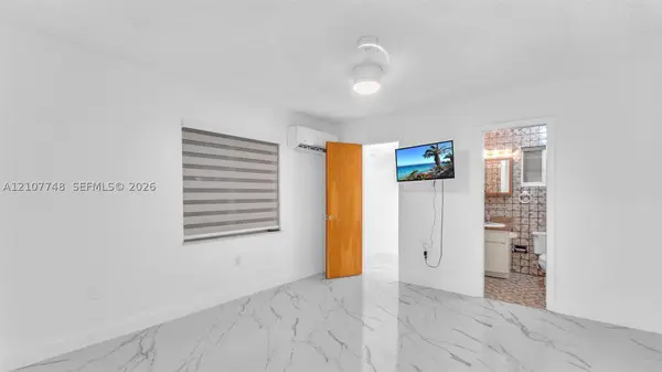 3333 SW 1st St #3, Miami, FL 33135