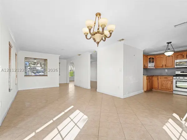 13990 SW 161st Ter, Miami, FL 33177